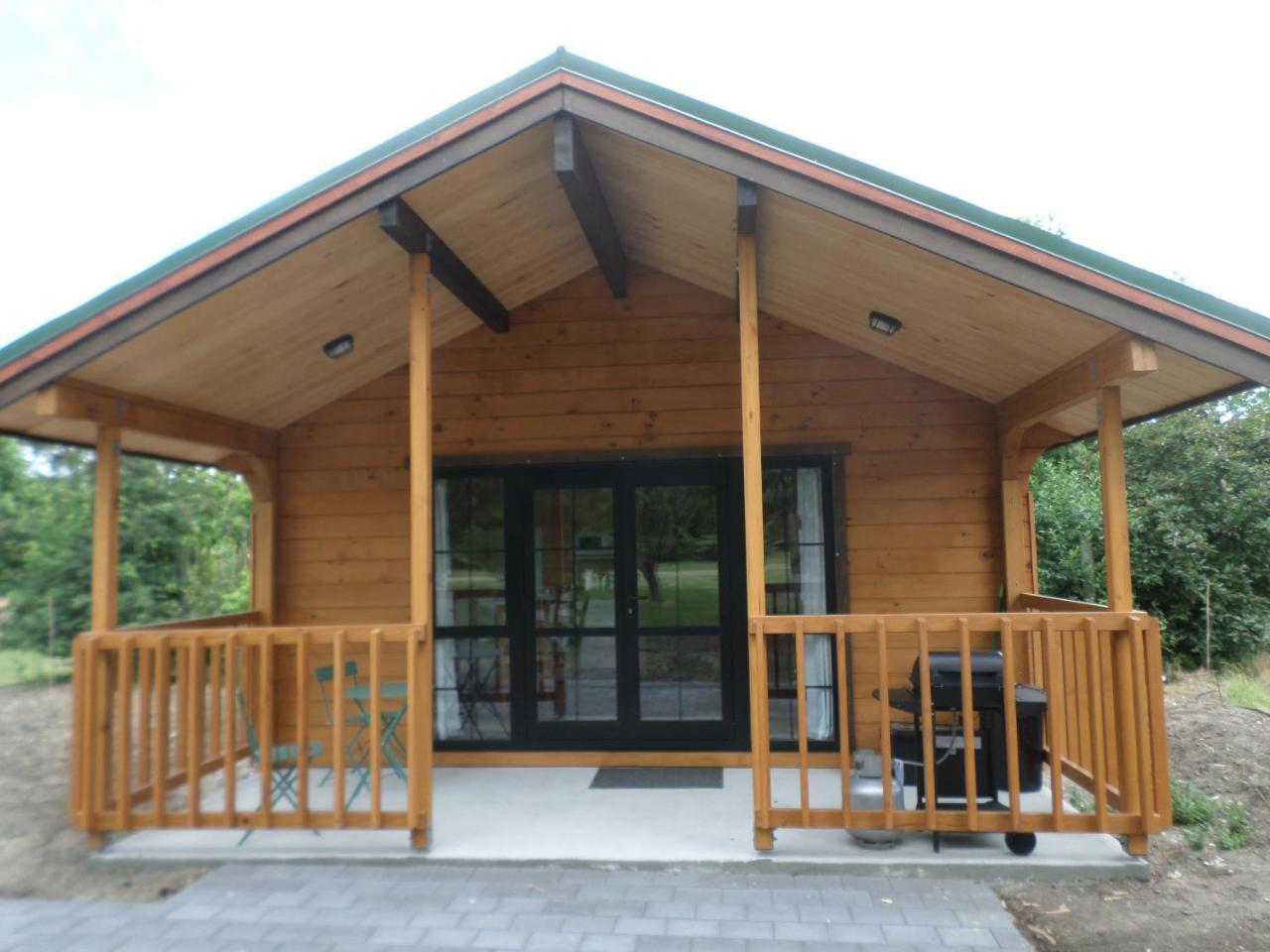 米拉贝尔小木屋汽车旅馆 亚历山德拉 外观 照片